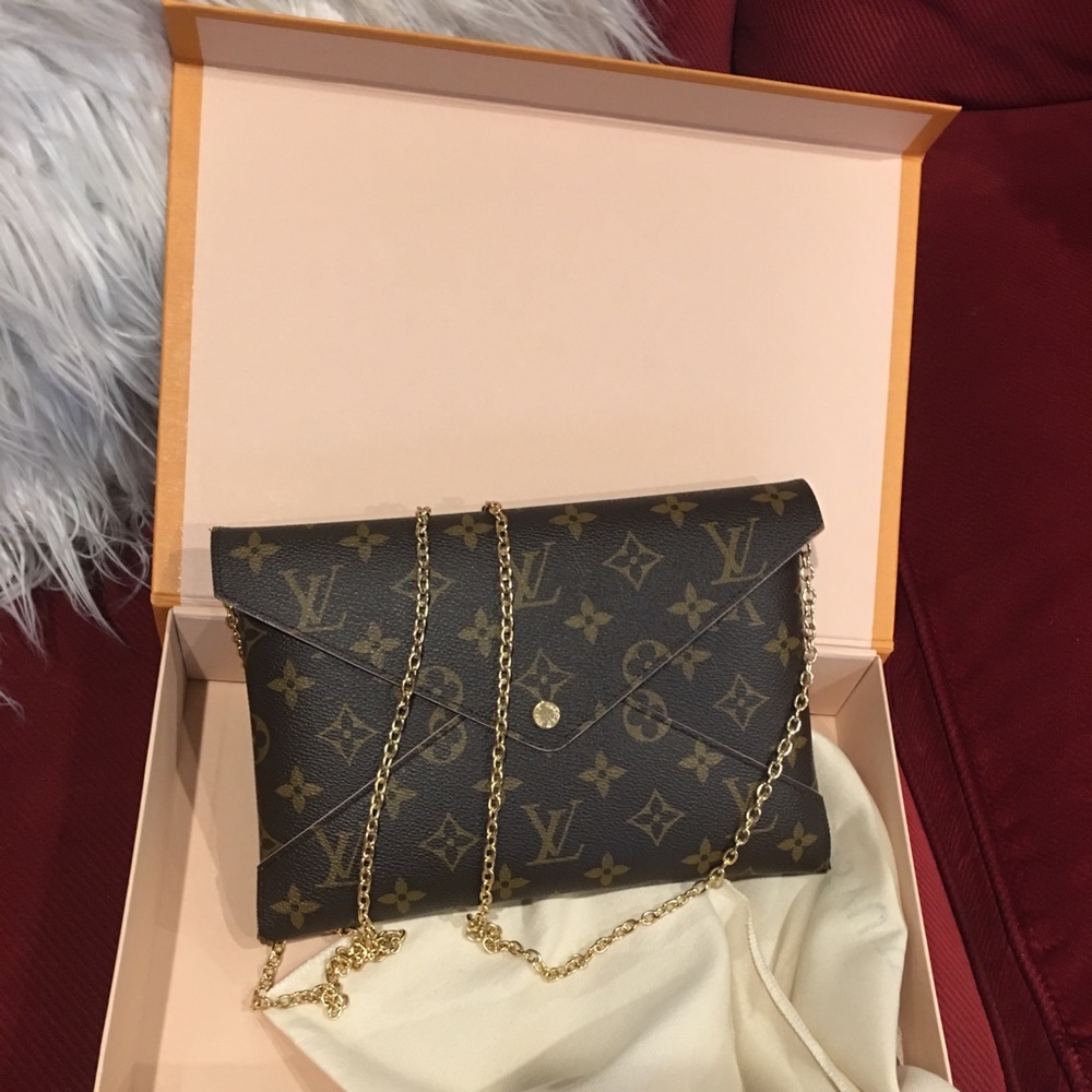 ❤️SOLD❤️Louis Vuitton kirigami